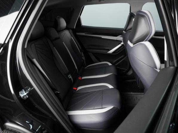 Geely Atlas II с пробегом 2024 года, цена 2 949 000 рублей, 10637 км, внедорожник, Автокод Объявления