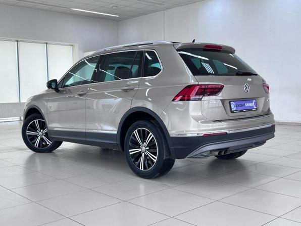 Volkswagen Tiguan II с пробегом 2017 года, цена 2 300 000 рублей, 157751 км, внедорожник, Автокод Объявления