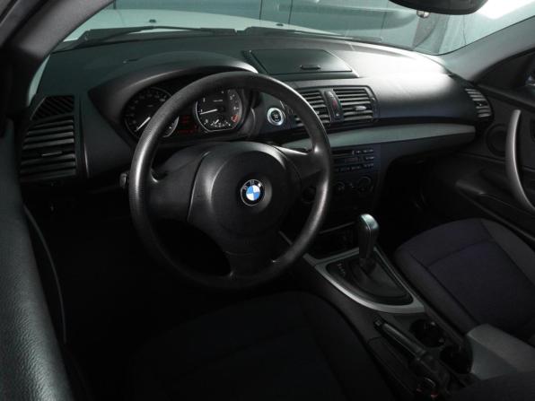 BMW 1 серии I (E81/E82/E87/E88) Рестайлинг с пробегом 2010 года, цена 809 000 рублей, 259272 км, хэтчбек, Автокод Объявления
