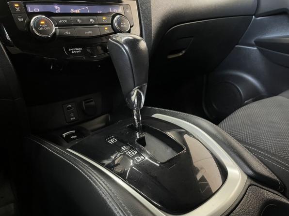 Nissan Qashqai II с пробегом 2016 года, цена 1 590 000 рублей, 131219 км, внедорожник, Автокод Объявления