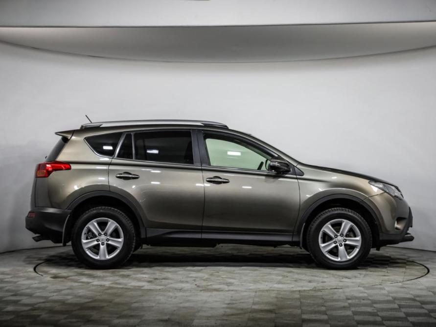Toyota RAV4 IV (XA40) Санкт-Петербург  - изображение 4