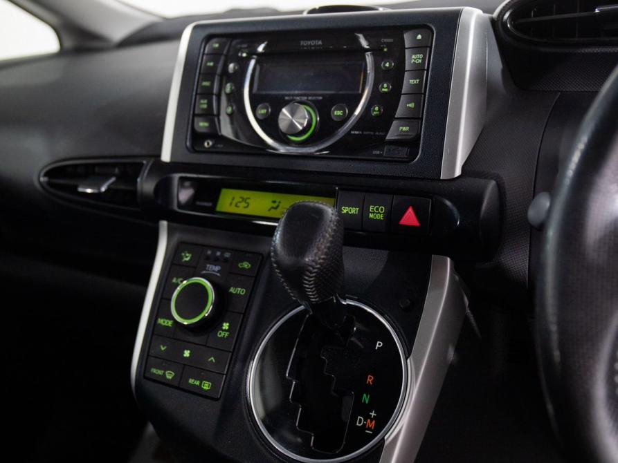 Toyota Wish II Иркутск  - изображение 13