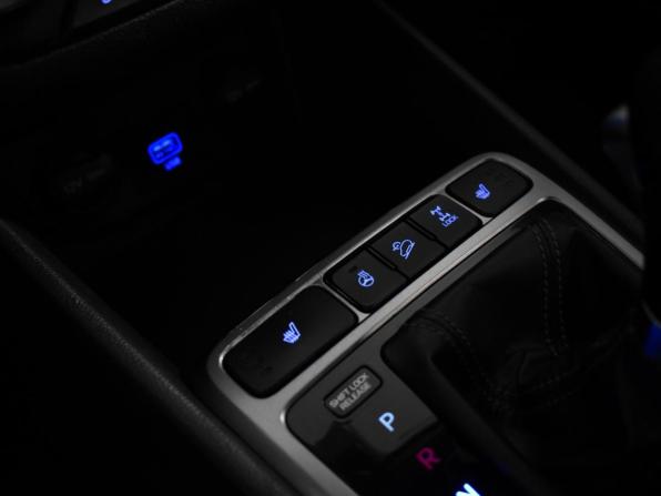 Hyundai Creta I Рестайлинг с пробегом 2020 года, цена 2 126 000 рублей, 106000 км, внедорожник, Автокод Объявления