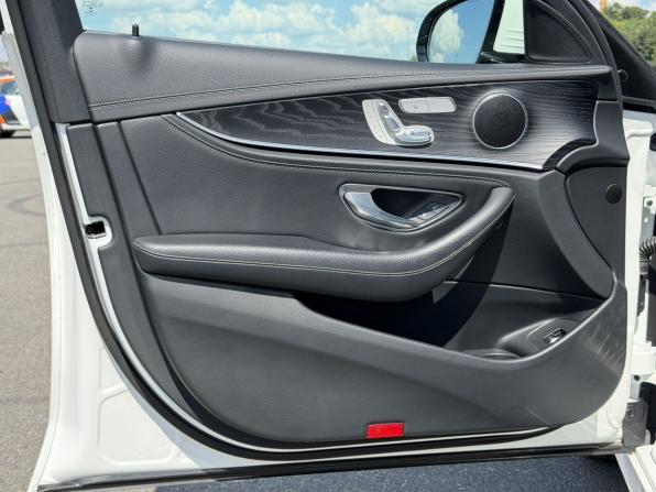 Mercedes-Benz E-Класс V (W213 S213 C238) Рестайлинг с пробегом 2020 года, цена 4 750 000 рублей, 84555 км, седан, Автокод Объявления