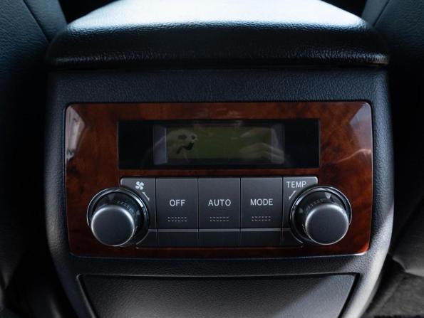 Toyota Highlander II (XU40) Рестайлинг с пробегом 2011 года, цена 2 199 000 рублей, 246865 км, внедорожник, Автокод Объявления