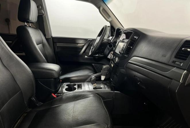 Mitsubishi Pajero IV Рестайлинг 1 с пробегом 2012 года, цена 1 350 000 рублей, 575049 км, внедорожник, Автокод Объявления