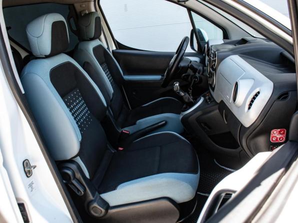 Citroen Berlingo II Рестайлинг с пробегом 2012 года, цена 760 000 рублей, 219145 км, компактвэн, Автокод Объявления