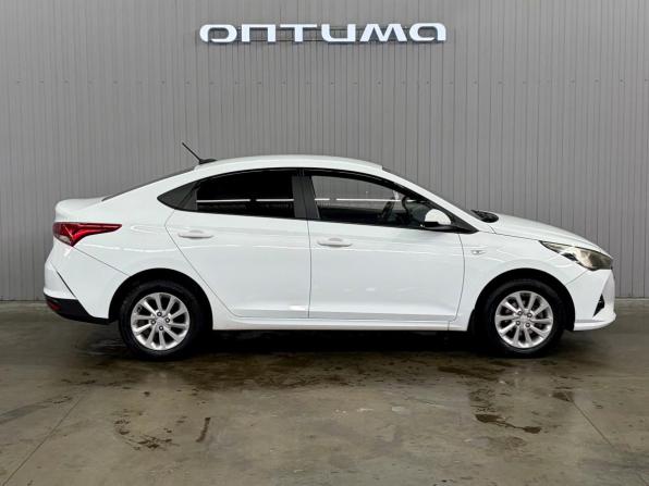 Hyundai Solaris II Рестайлинг с пробегом 2020 года, цена 1 177 000 рублей, 314519 км, седан, Автокод Объявления