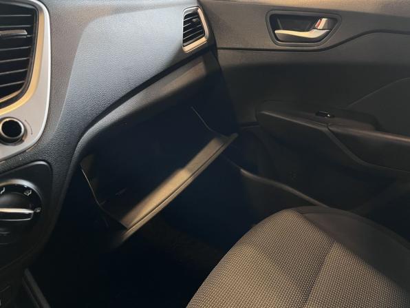 Hyundai Solaris II с пробегом 2017 года, цена 1 250 000 рублей, 141653 км, седан, Автокод Объявления
