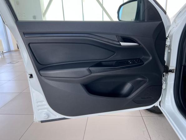 Lada (ВАЗ) Vesta I с пробегом 2018 года, цена 880 000 рублей, 121000 км, седан, Автокод Объявления