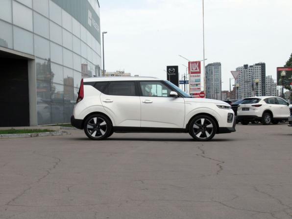Kia Soul III с пробегом 2021 года, цена 2 250 000 рублей, 42319 км, хэтчбек, Автокод Объявления