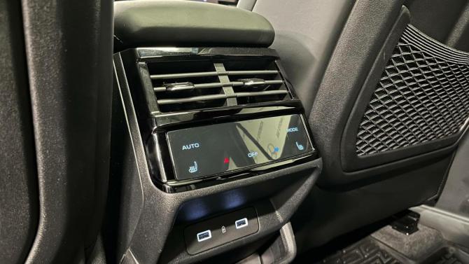 Geely Monjaro I с пробегом 2024 года, цена 4 300 000 рублей, 4994 км, внедорожник, Автокод Объявления
