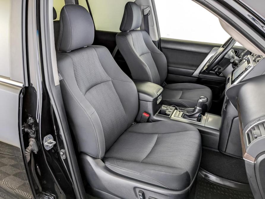 Toyota Land Cruiser Prado 150 Series Рестайлинг 2 Москва  - изображение 25