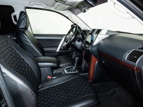 Toyota Land Cruiser Prado 150 Series Рестайлинг 1 с пробегом 2016 года, цена 3 605 000 рублей, 208800 км, внедорожник, Автокод Объявления