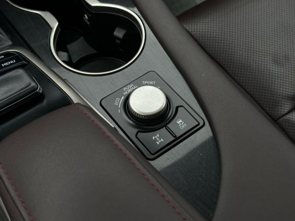 Lexus RX IV с пробегом 2016 года, цена 4 230 000 рублей, 114702 км, внедорожник, Автокод Объявления