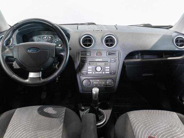 Ford Fusion I Рестайлинг с пробегом 2007 года, цена 470 000 рублей, 157936 км, хэтчбек, Автокод Объявления