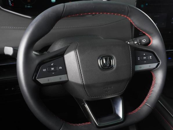 Changan UNI-S (CS55 Plus) I с пробегом 2025 года, цена 3 250 000 рублей, 2346 км, внедорожник, Автокод Объявления