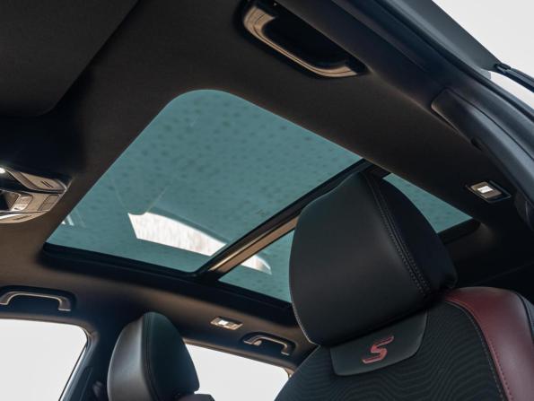 Geely Coolray I с пробегом 2023 года, цена 1 900 000 рублей, 31775 км, внедорожник, Автокод Объявления