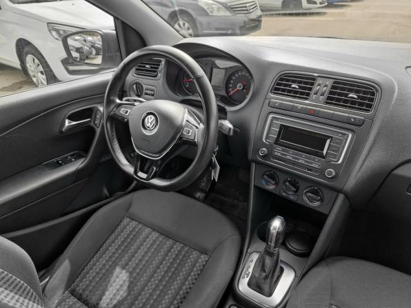Volkswagen Polo V Рестайлинг с пробегом 2019 года, цена 1 459 000 рублей, 80507 км, седан, Автокод Объявления