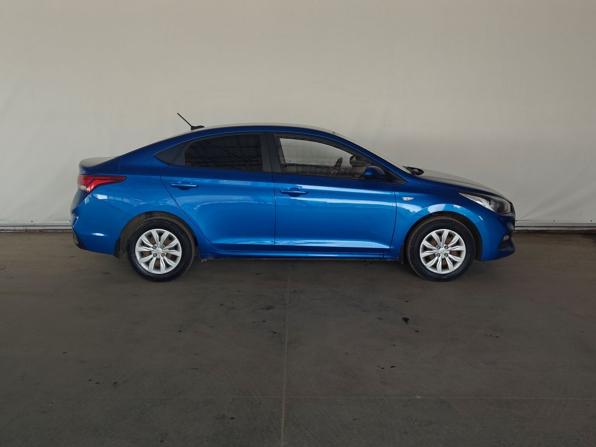 Hyundai Solaris II с пробегом 2017 года, цена 1 345 000 рублей, 117963 км, седан, Автокод Объявления