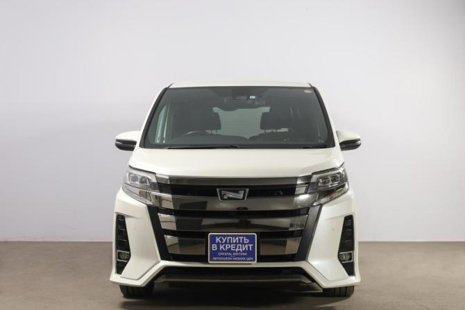 Toyota Noah III (R80) Рестайлинг с пробегом 2019 года, цена 2 799 000 рублей, 93000 км, минивэн, Автокод Объявления