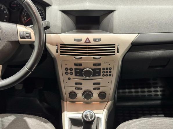 Opel Astra H Рестайлинг с пробегом 2007 года, цена 423 169 рублей, 143311 км, хэтчбек, Автокод Объявления