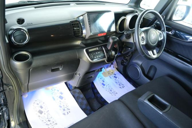 Honda N-BOX I с пробегом 2013 года, цена 679 000 рублей, 142730 км, хэтчбек, Автокод Объявления