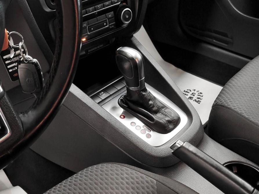 Volkswagen Jetta VI Тула  - изображение 16