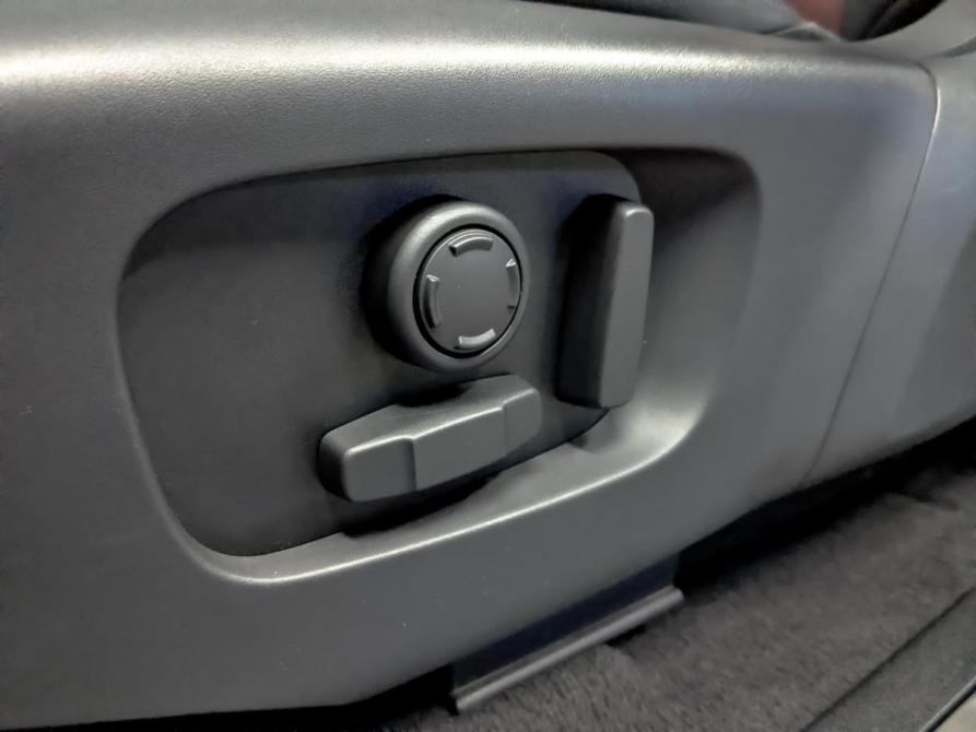 Land Rover Range Rover Evoque II Рестайлинг Санкт-Петербург  - изображение 26