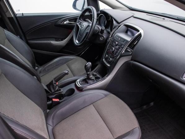 Opel Astra J с пробегом 2012 года, цена 505 000 рублей, 321854 км, хэтчбек, Автокод Объявления