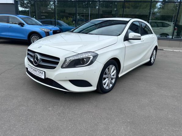 Mercedes-Benz A-Класс III (W176) Рестайлинг с пробегом 2015 года, цена 1 429 000 рублей, 150000 км, хэтчбек, Автокод Объявления