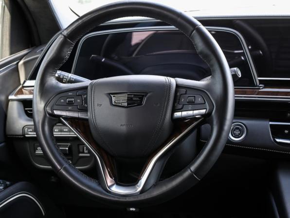 Cadillac Escalade V с пробегом 2022 года, цена 9 949 000 рублей, 51898 км, внедорожник, Автокод Объявления