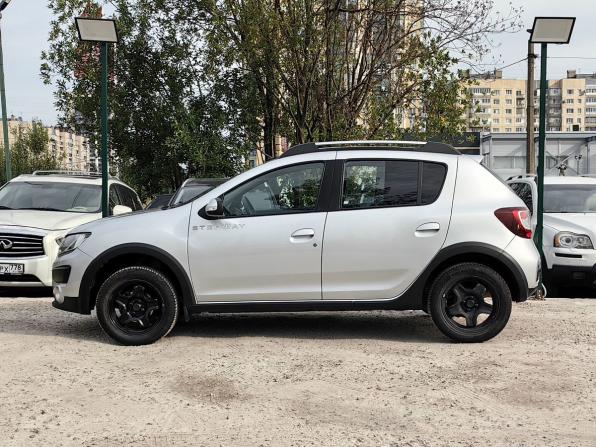 Renault Sandero II с пробегом 2016 года, цена 1 299 000 рублей, 48184 км, хэтчбек, Автокод Объявления
