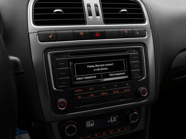 Volkswagen Polo V Рестайлинг с пробегом 2016 года, цена 1 530 000 рублей, 32524 км, седан, Автокод Объявления