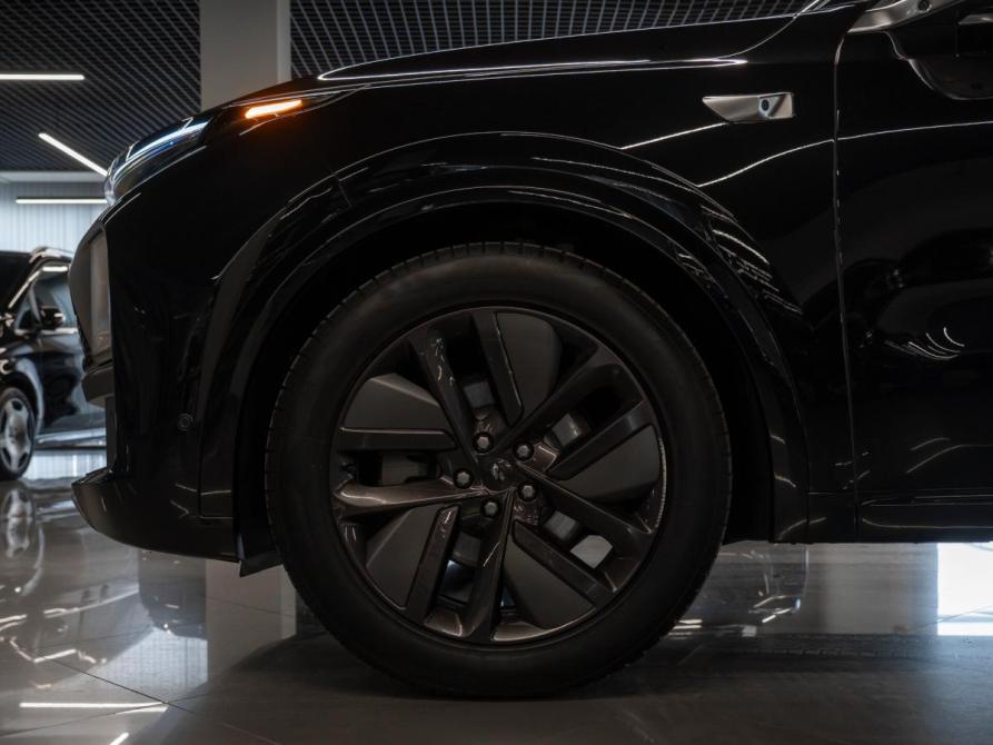 Li Auto (Lixiang) L9 I Москва  - изображение 28