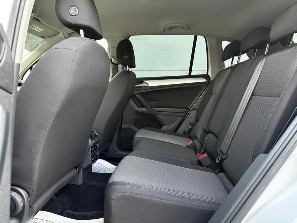 Volkswagen Tiguan II Рестайлинг с пробегом 2021 года, цена 3 099 000 рублей, 62042 км, внедорожник, Автокод Объявления