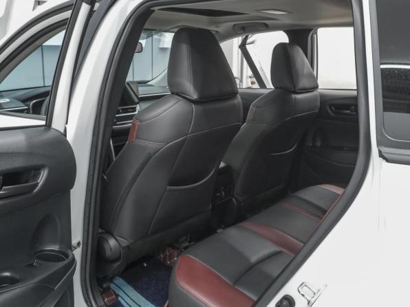 Toyota Corolla Cross I с пробегом 2023 года, цена 3 799 000 рублей, 30433 км, внедорожник, Автокод Объявления