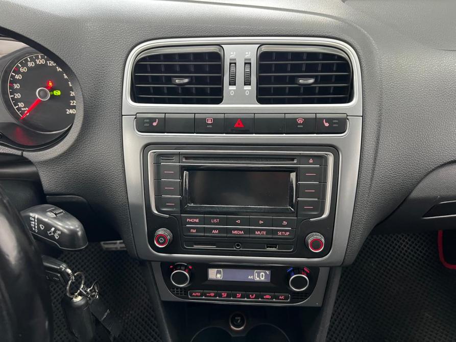 Volkswagen Polo V Рестайлинг Казань  - изображение 15