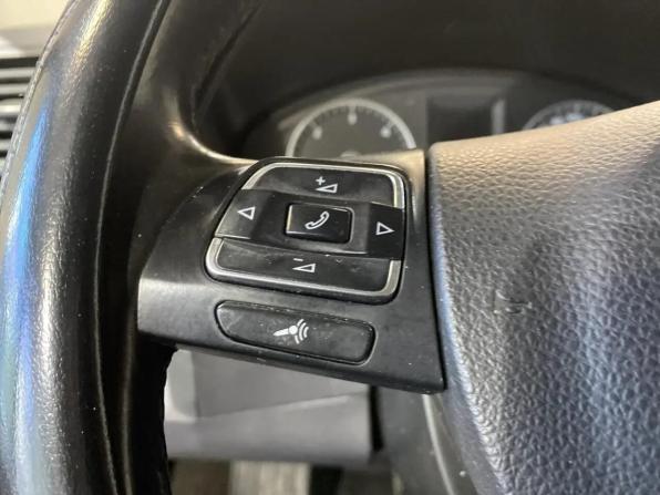 Volkswagen Multivan T5 Рестайлинг с пробегом 2010 года, цена 2 149 000 рублей, 371113 км, минивэн, Автокод Объявления