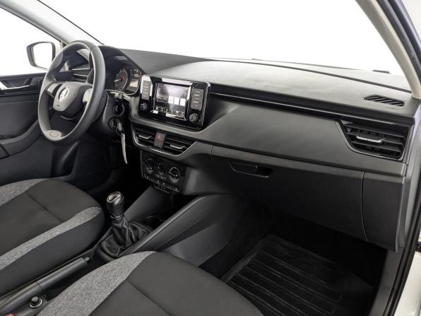 Skoda Rapid II с пробегом 2021 года, цена 1 410 000 рублей, 111521 км, лифтбек, Автокод Объявления