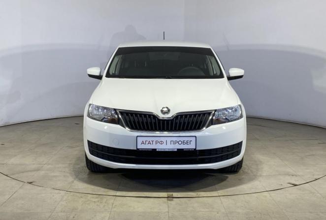 Skoda Rapid I с пробегом 2015 года, цена 1 050 000 рублей, 94036 км, лифтбек, Автокод Объявления
