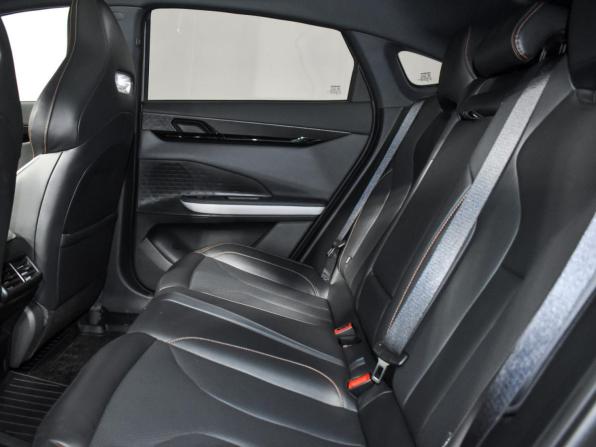 Changan UNI-V I с пробегом 2024 года, цена 2 315 000 рублей, 25918 км, лифтбек, Автокод Объявления