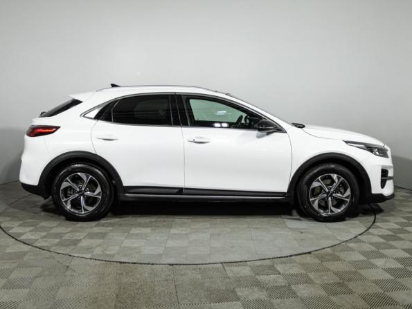 Kia XCeed I с пробегом 2021 года, цена 2 299 700 рублей, 52000 км, хэтчбек, Автокод Объявления