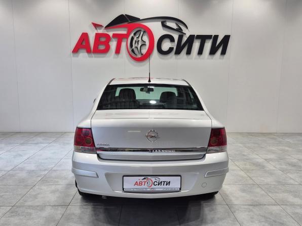 Opel Astra H Рестайлинг с пробегом 2012 года, цена 653 000 рублей, 241364 км, седан, Автокод Объявления