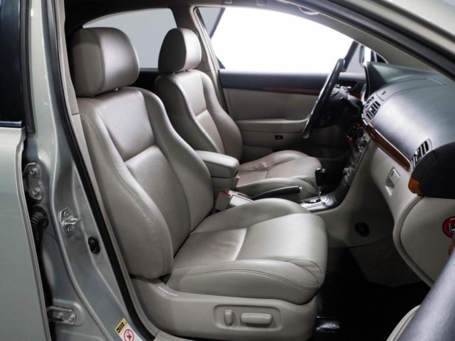 Toyota Avensis II Рестайлинг Тюмень  - изображение 8