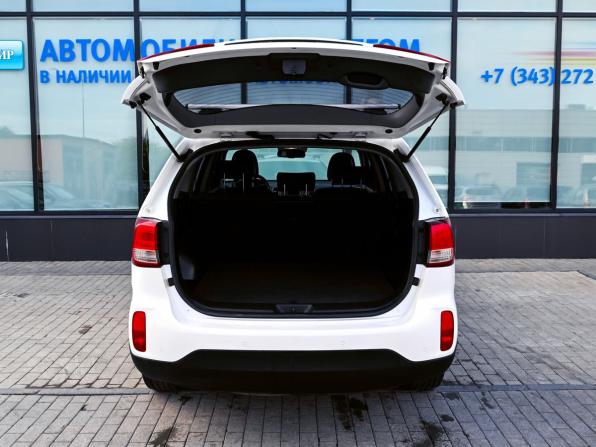 Kia Sorento II Рестайлинг с пробегом 2015 года, цена 1 799 000 рублей, 248805 км, внедорожник, Автокод Объявления