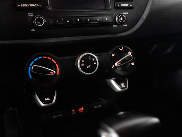 Kia Rio IV с пробегом 2018 года, цена 1 325 000 рублей, 133158 км, седан, Автокод Объявления