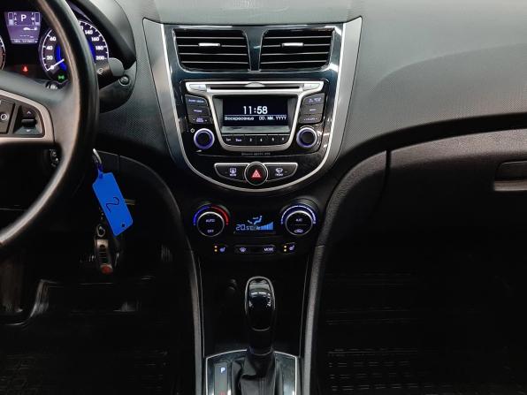 Hyundai Solaris I Рестайлинг с пробегом 2015 года, цена 1 090 000 рублей, 121506 км, седан, Автокод Объявления