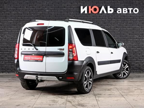 Lada (ВАЗ) Largus I Рестайлинг с пробегом 2024 года, цена 1 320 000 рублей, 15373 км, универсал, Автокод Объявления