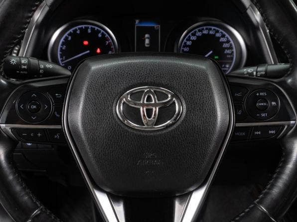 Toyota Camry VIII (XV70) с пробегом 2019 года, цена 2 349 000 рублей, 117171 км, седан, Автокод Объявления